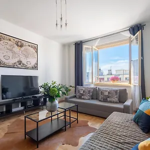 https://castle-view-apartment-110-00.praguehotelsweb.com