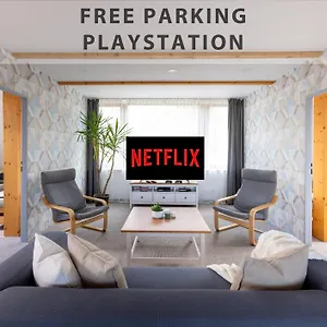 Plzenska 465 Free Parking & Ps3 Appartement Prague