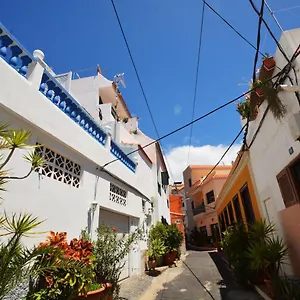 https://apartamentos-andrea.in-canary-islands.com
